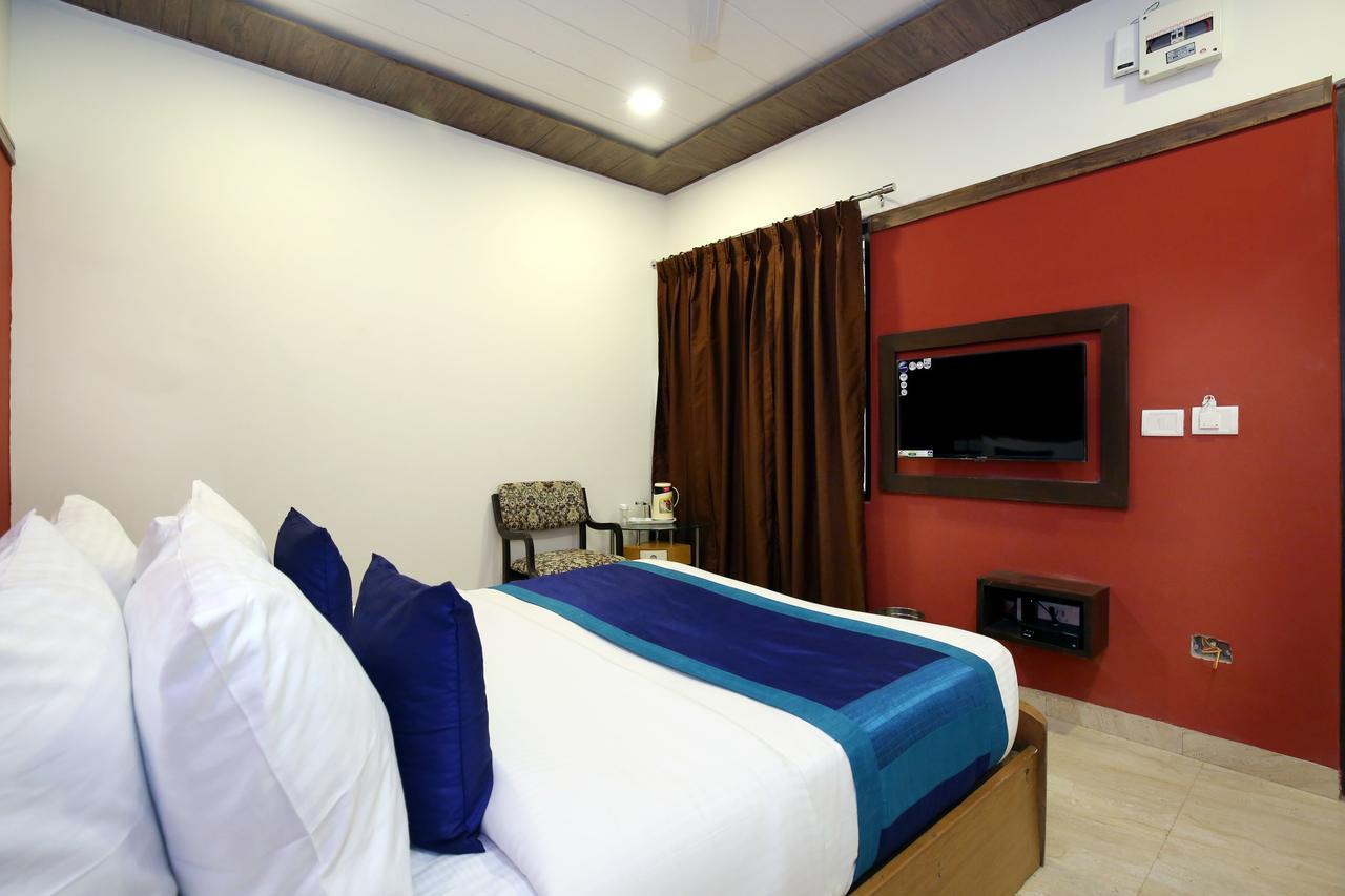 Capital O 9822 Hotel Seven Chandigarh Ngoại thất bức ảnh
