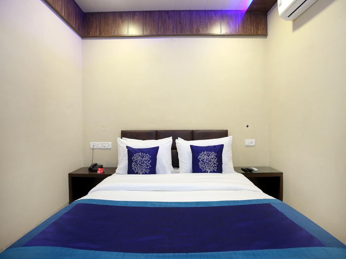 Capital O 9822 Hotel Seven Chandigarh Ngoại thất bức ảnh